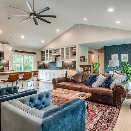 Spacious Modern Ranch 5 Miles To Downtown